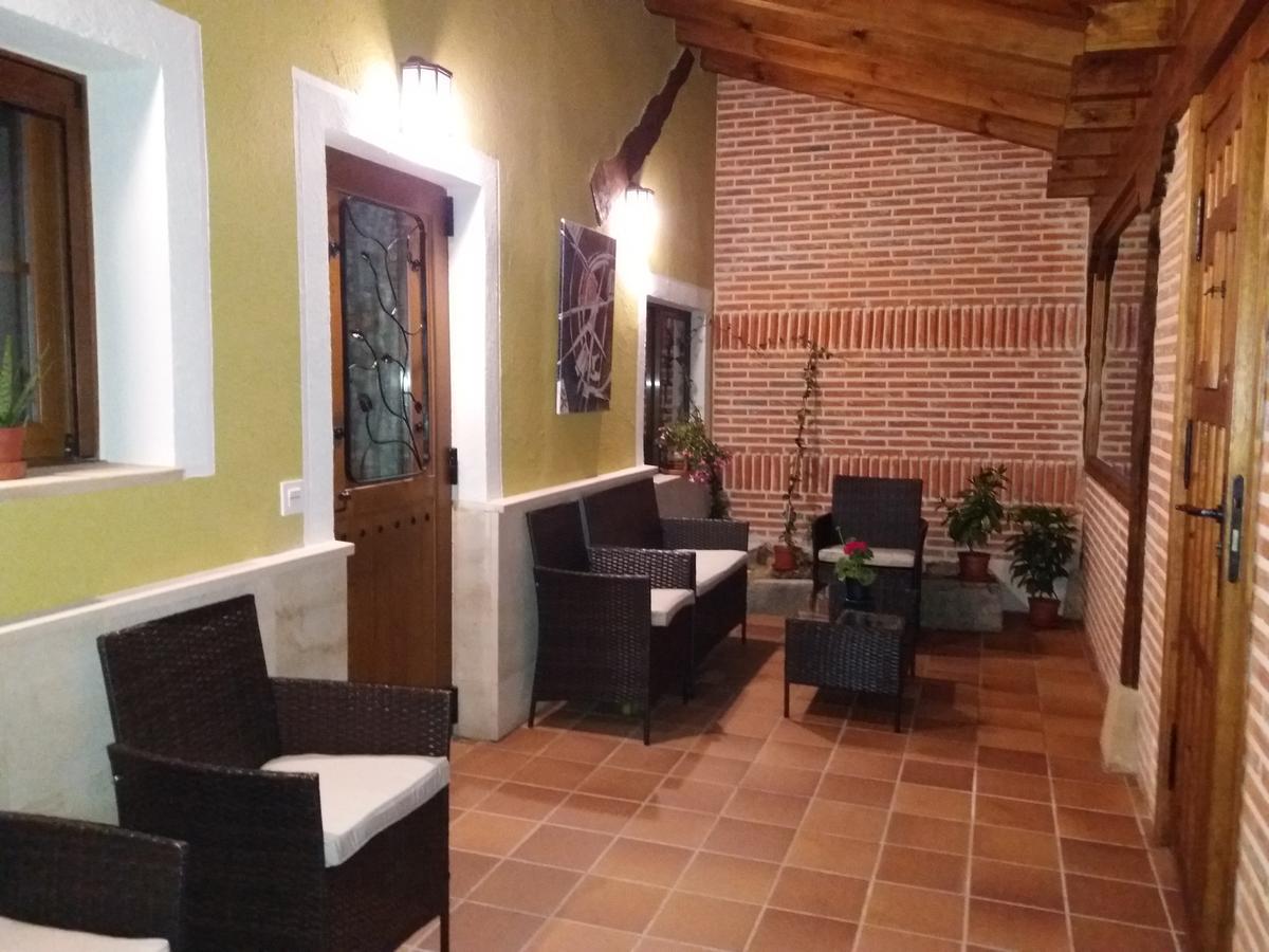Hotel Rural El Yunque Santibanez de la Pena المظهر الخارجي الصورة