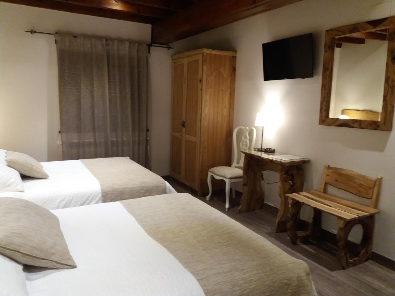 Hotel Rural El Yunque Santibanez de la Pena المظهر الخارجي الصورة